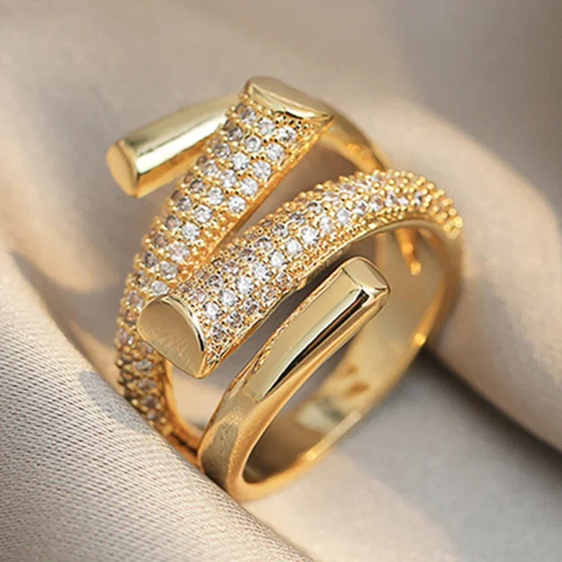 New Luxury Trendy Gold Color Rings for Women Wedding Party Fashion Accessories Hyperbole Shape Female Finger-ring Jewelry