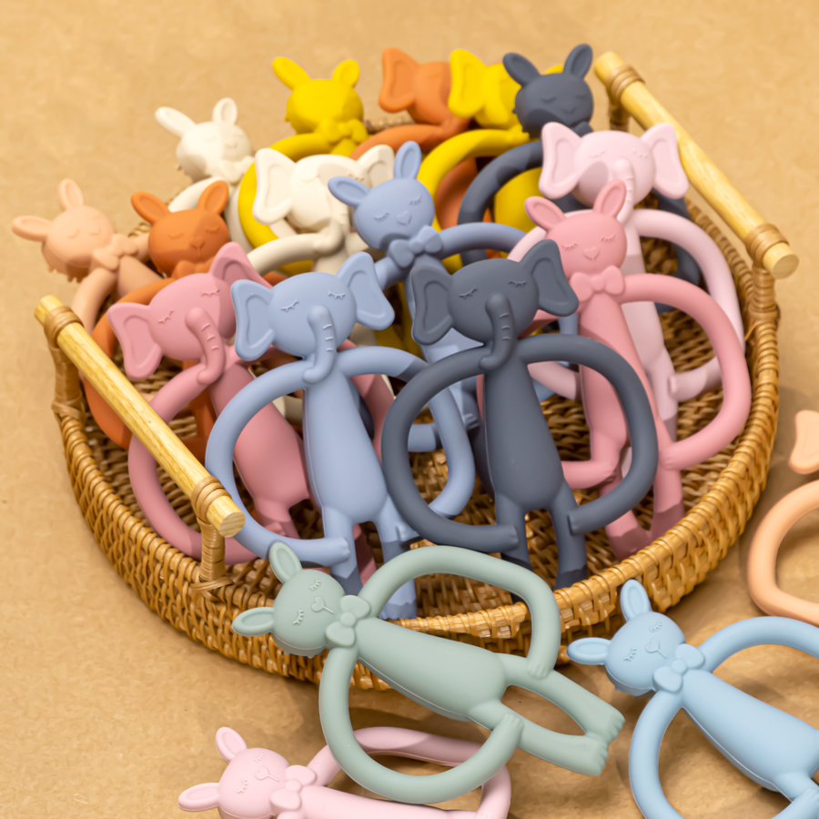 Color Kids 1PCS Baby Silicone Teether Ring BPA Free Chewing Toy Cute Bracelet Newborn Teething Toys Baby Accessories
