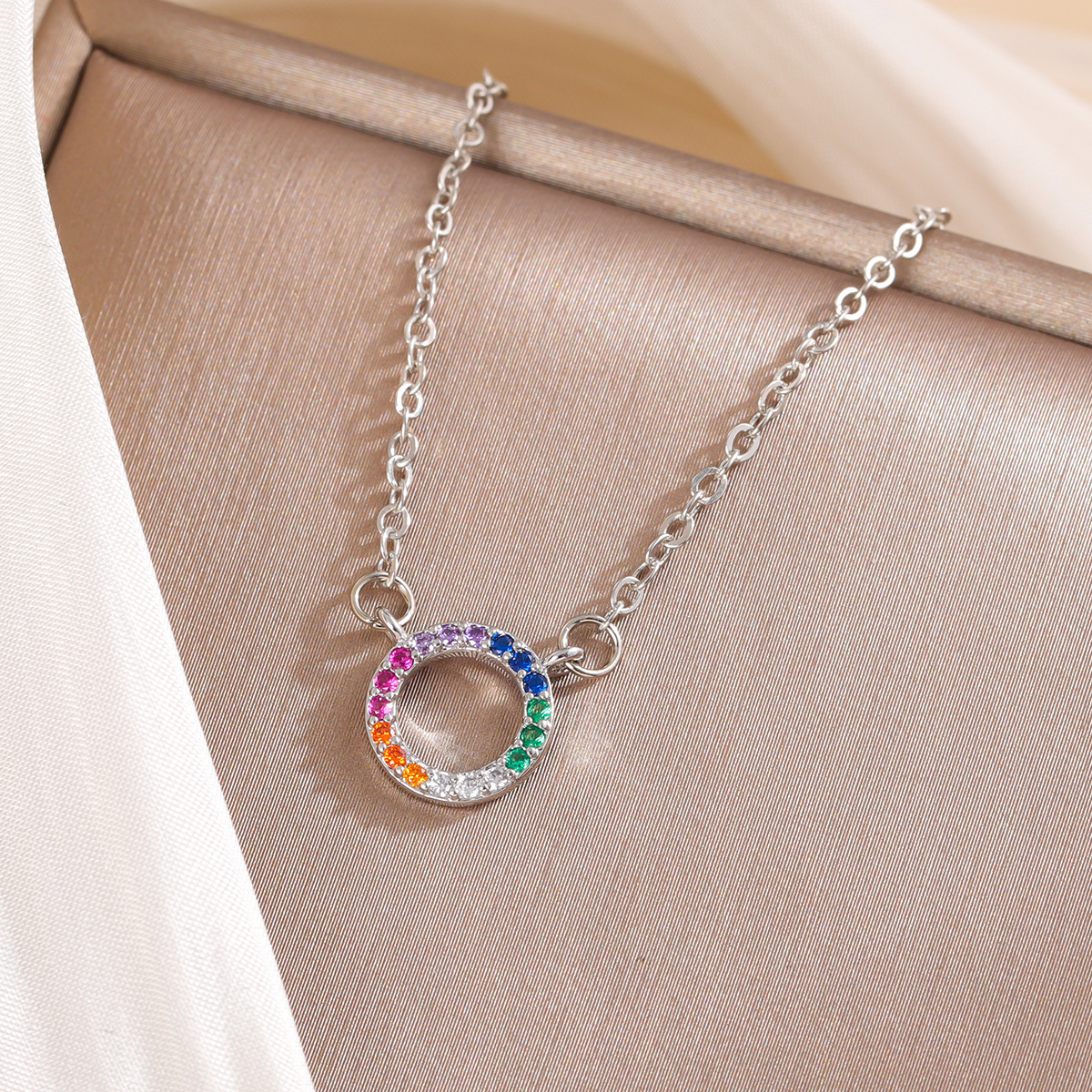 New Exquisite Creative Rainbow Circle Candy Color 925 Sterling Silver Jewelry Round Crystal Clavicle Chain Necklaces XL184