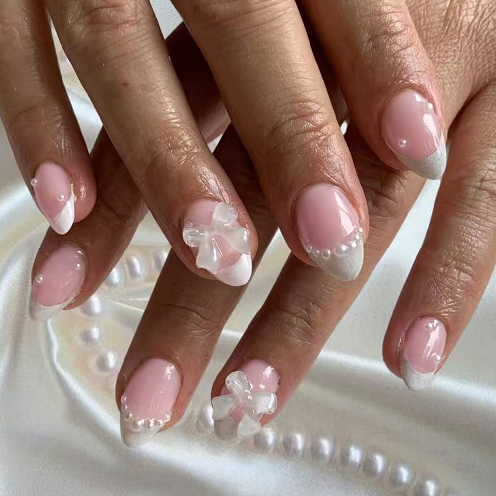 24pcs short oval White French Tip Press On Nails short Bow with pearls design Fit Perfectly Acrylic False Nail set,contain 1pcs