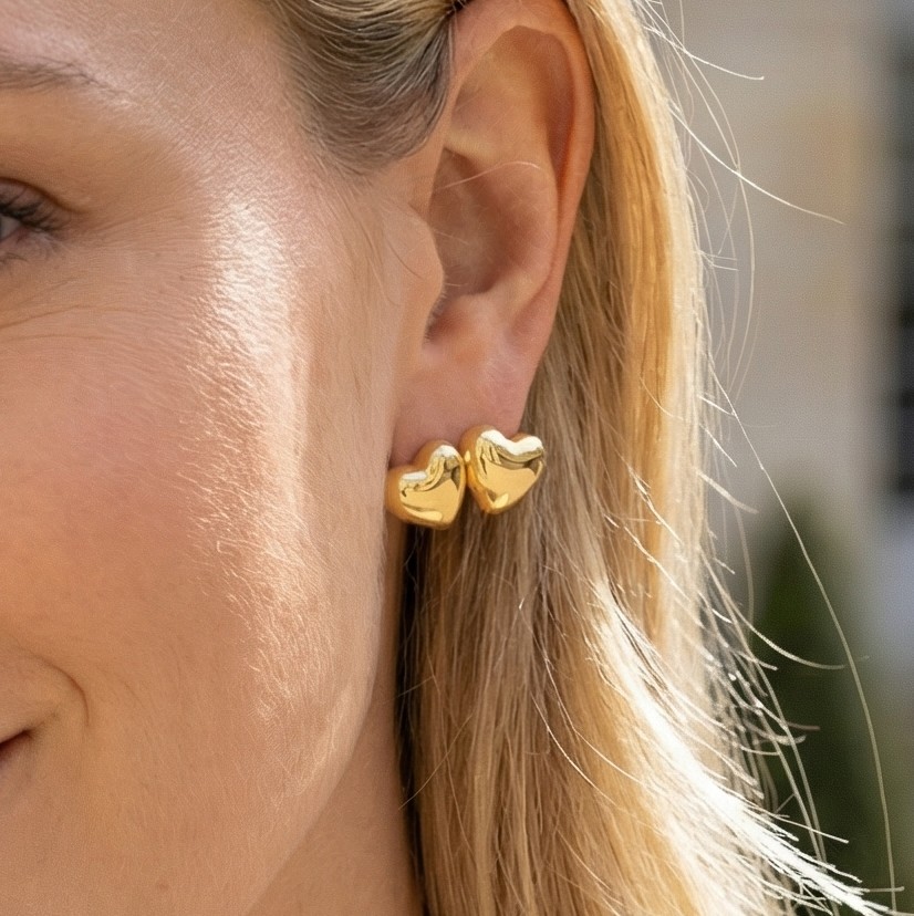 Love Stitching Golden Heart Shape Stud Earrings Female Stainless Steel Non-fading Waterproof Environmental