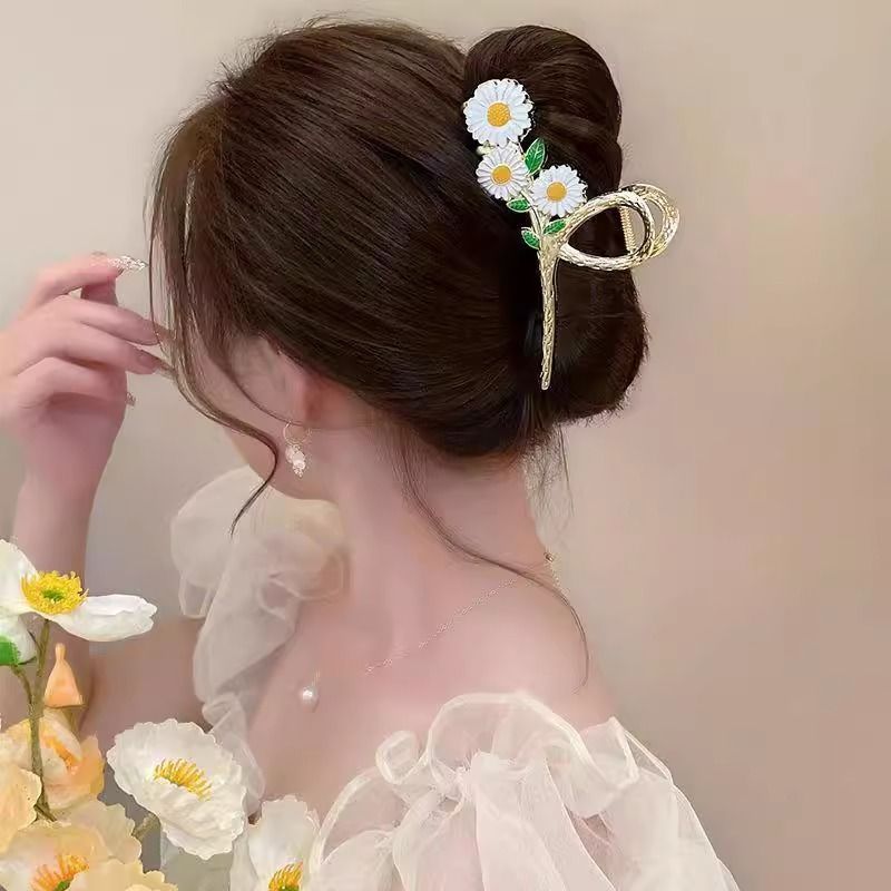1pc New Drip Oil Gripper Alloy Daisy Charm Back of Head Disc Hair Shark Clip Hair Accessories Elegant Large Hairpin Female