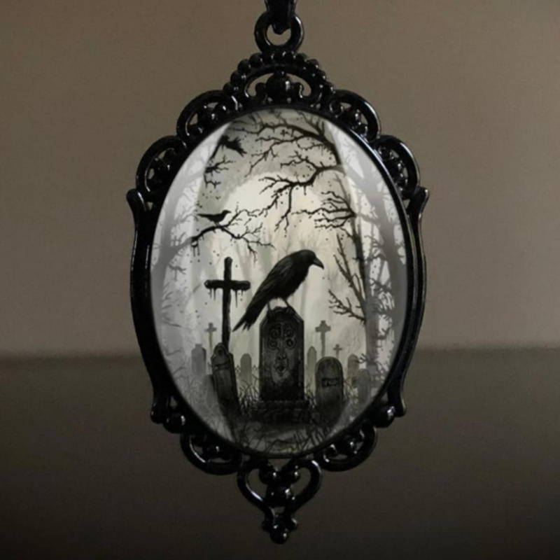 1pc Vintage Crow Cross Pendant Necklace，Gothic Style Black Tombstone Necklace，Halloween Party Prom Decoration Accessories