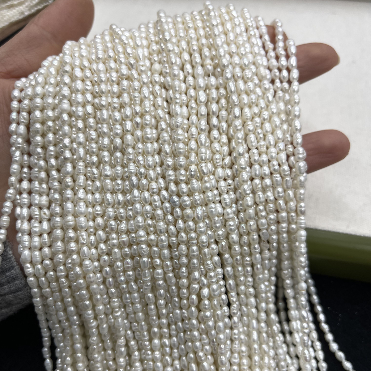 2-2.5mm Natural Freshwater Pearls Loose Beads Potato-Shaped Punch Beads for DIY Jewelry Making Necklace Bracelet Accessories