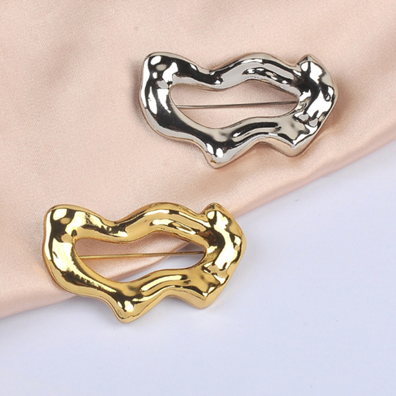 1pc﻿ Vintage Exquisite Unique Fashion Suit Pins New Gold Color Metal Glossy Brooch for Women Party Jewelry Gifts