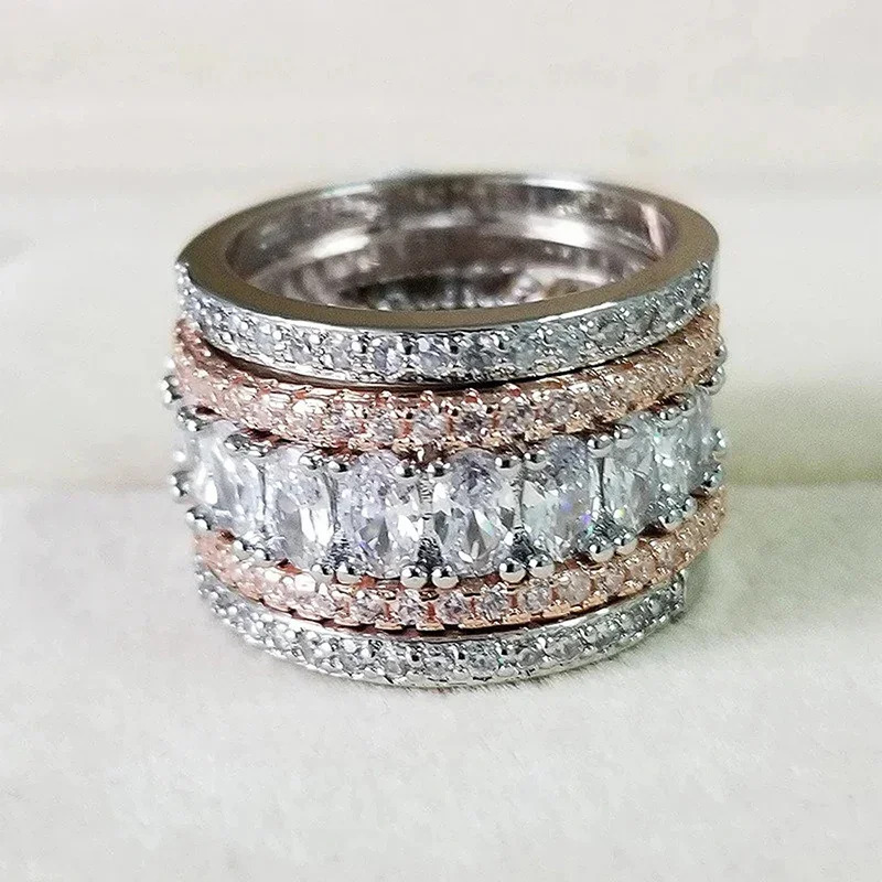 Huitan Noble Elegant Wide Rings for Women Chic Bright Fashion Dazzling Cubic Zirconia Accessories Charms Delicate Party Jewelry