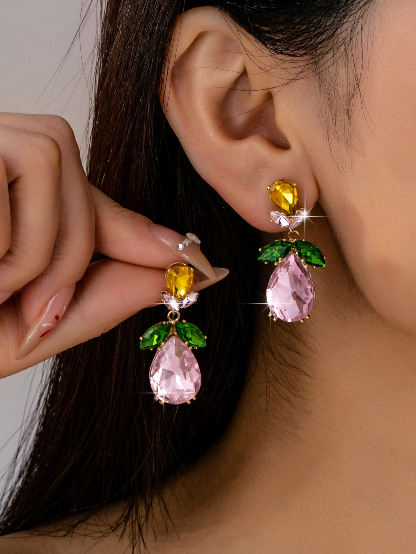 1 Pair of Gorgeous, Cute, Sweet, and Playful Women's Earrings, Perfect for Beach Vacations, Music Festivals, -Giving, and Summer Outings
