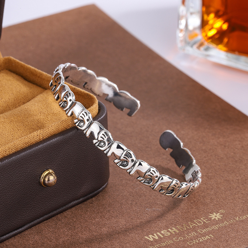 New Fashion Cute Elephant Group Baby Elephant 925 Sterling Silver Bangles Personality Animal Exquisite Opening Bracelets SL051