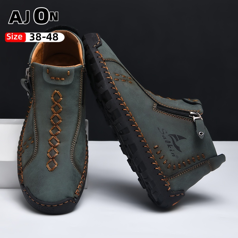 New 2024 Handmade Leather Casual Men Shoes Design Sneakers Man Breathable Leather Shoes Men Ankle Boots Outdoor