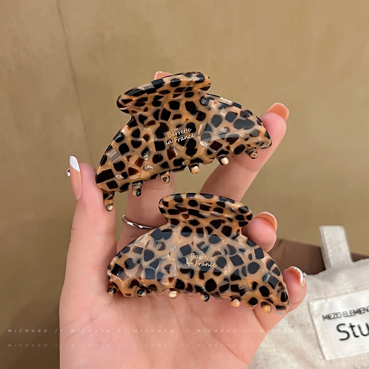 1PC Korean Style Vintage Fashion Speckled Leopard Print Acrylic Hair Clip, Women's Bun Hair Claw Clip, High-End Shark Clip