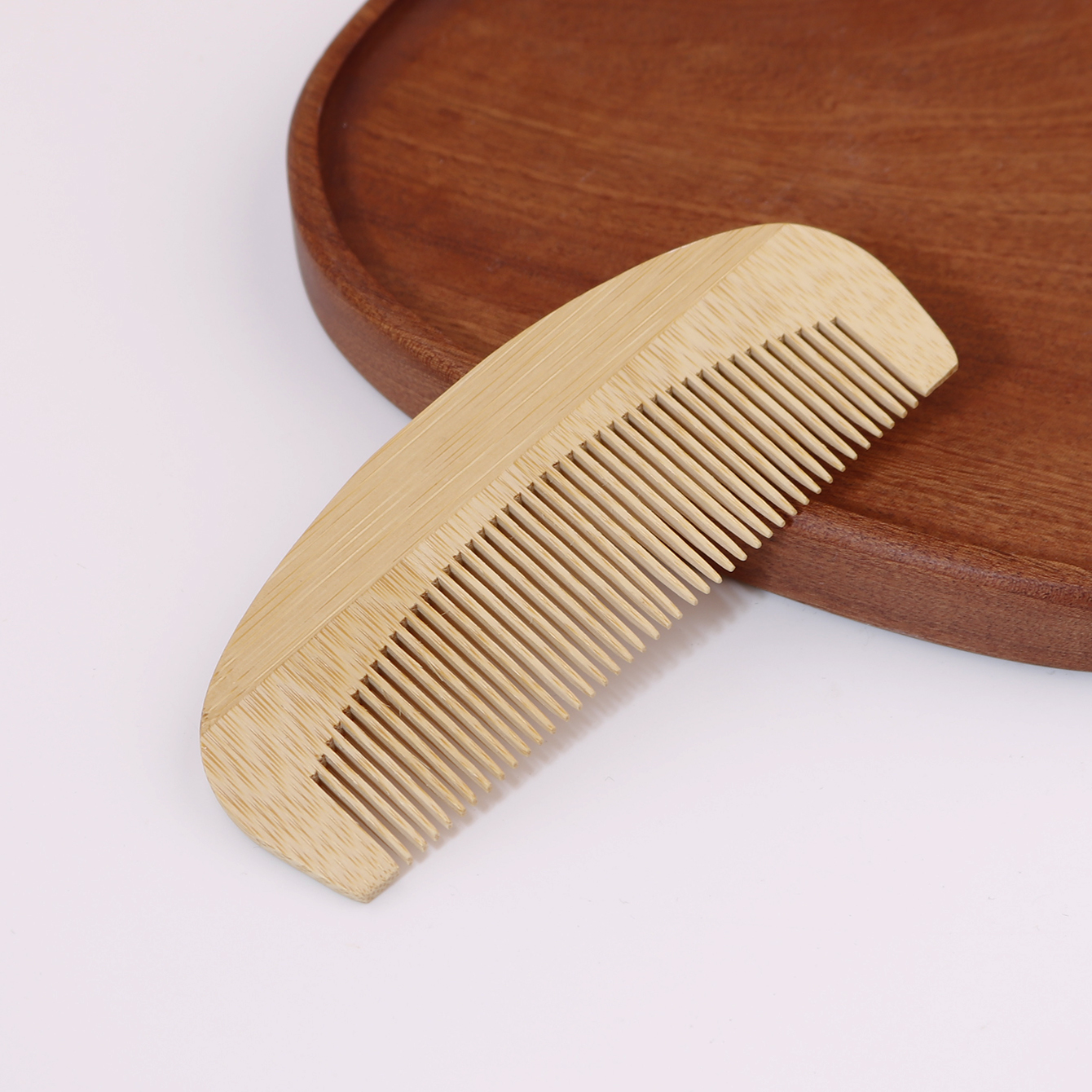 1pc wide and fine toothed wood comb, anti static and anti residue wood comb,hair removal comb，Special for real hair