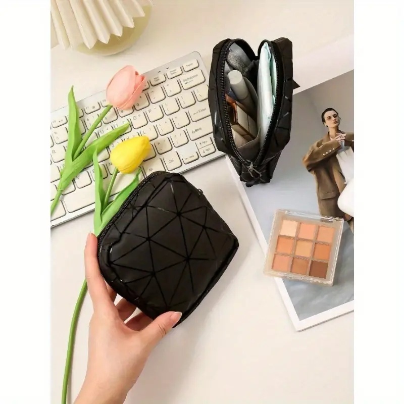 Women Cosmetic Bag Coin Purse Makeup Bag Tampon Storage Bag Sanitary Napkin Bag Student Sanitary Pads College Dorm Essentials sahara pad sahara pads sahara pad sahara pads