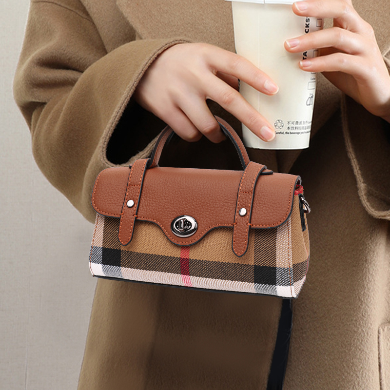 Women's New Style Summer Trendy Casual Versatile Canvas Plaid Small Square Genuine Leather Crossbody Bag