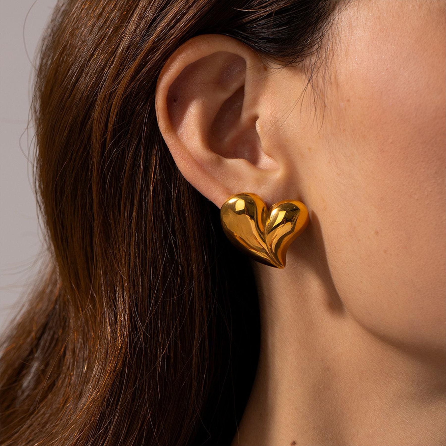 Stainless Steel Chic Love Heart Earrings Stud Gold Color Tarnish-Free Trendy Fashion Jewelry for Women Chunky Style