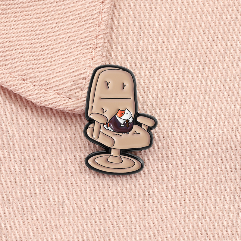 Cartoon Cat in Suit On Sofa Enamel Pin Boss Kitten Cute Animal Metal Brooch Lapel Backpack Badge Fashion Jewelry for Friend