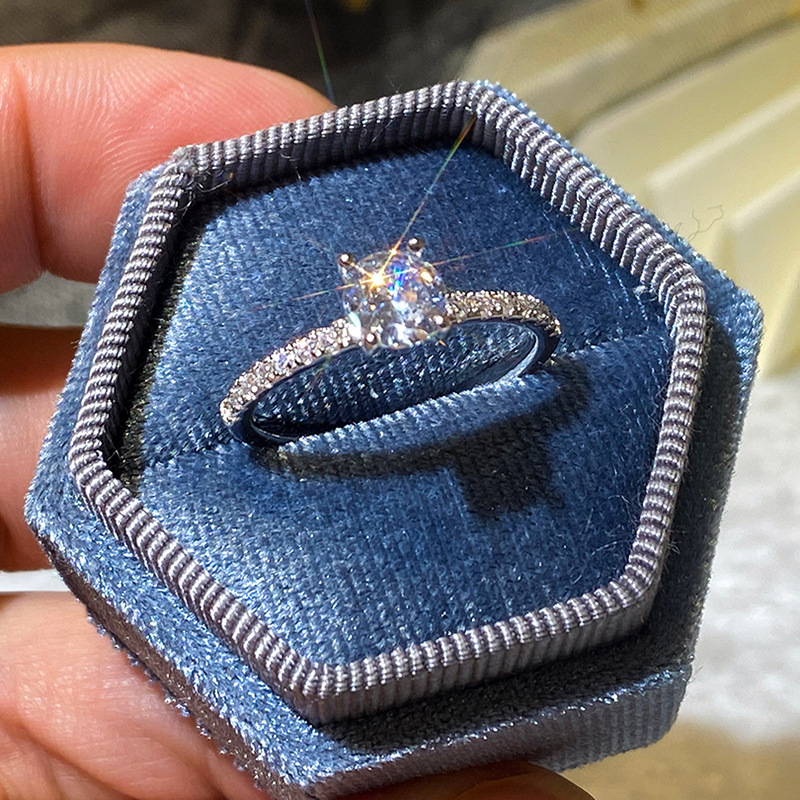 IOGOU 6.0mm 0.8CT Moissanite Engagement Wedding Rings for Women Original 925 Sterling Silver Rings Fine Jewelry with Certificate