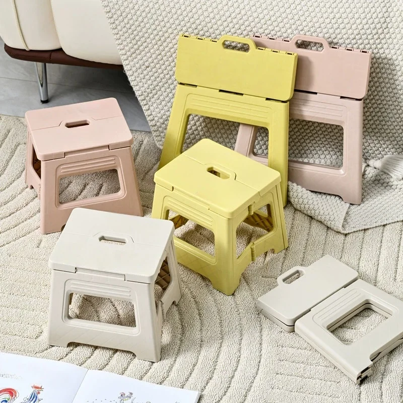 Plastic Folding Small Stool For Outdoor Use,Hand in Hand,Lifting Stool For Trains,Fishing Stool,Shrinking Stool,Bathing Stool