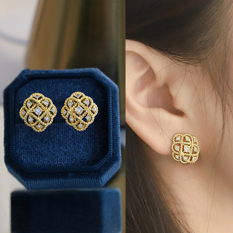 Huitan Statement Stud Earrings for Women Geometric Shaped Inlaid Blue Cubic Zirconia Luxury Fashion Versatile Jewelry Bulk