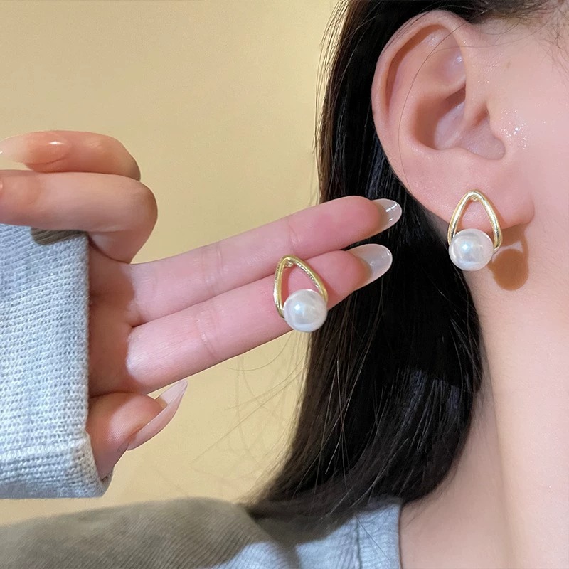 Trendy Heart Charm Earrings