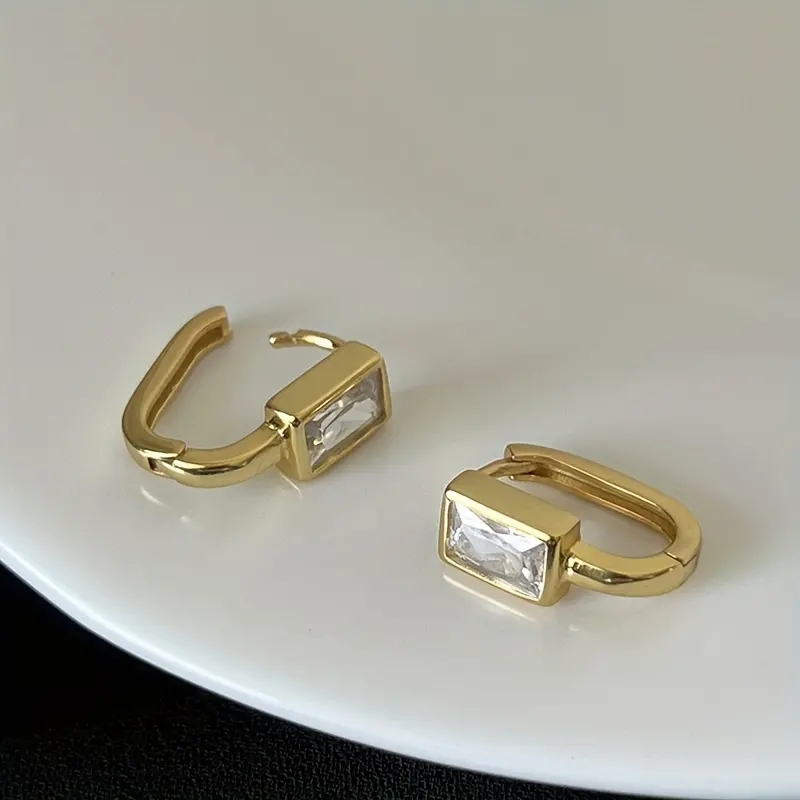 Huitan Statement Stud Earrings for Women Geometric Shaped Inlaid Blue Cubic Zirconia Luxury Fashion Versatile Jewelry Bulk