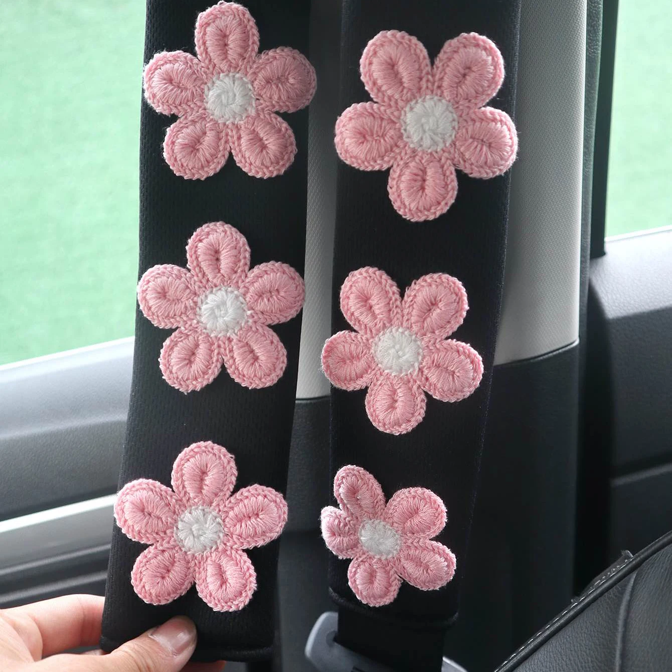 2pcs Ice Silk Pink Flower Shoulder Protection Cartoon Creative Car Seat Belt Shoulder Protection Small Flower Car Interior