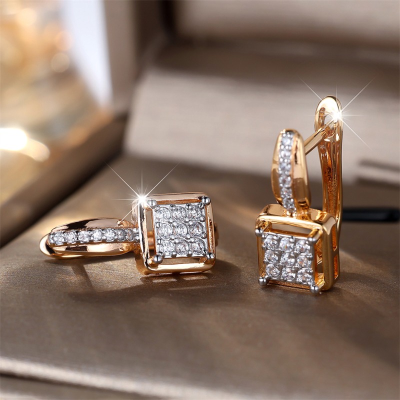 1pair Luxury Cubic Zirconia Small Square Hoop Earrings for Women Vintage Golden Tiny Ear Buckle Wedding Jewelry Birthday