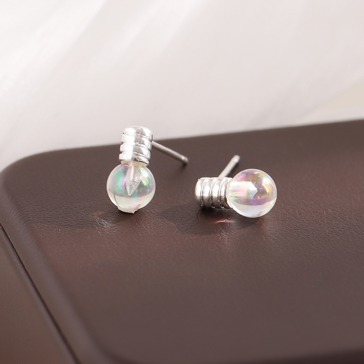 New Personality Sweet Colorful Moonstone Bulb 925 Sterling Silver Jewelry Compact Temperament Crystal Stud Earrings E098
