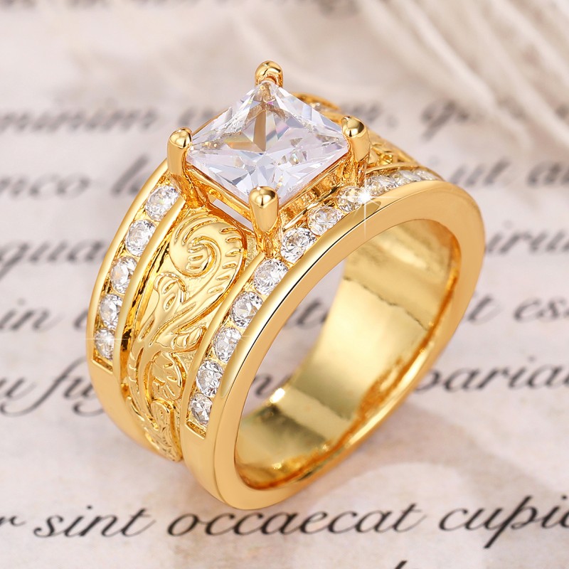 Huitan Luxury Princess Square Cubic Zirconia Women Wedding Ring Silver Color/Gold Color Carved Pattern Creative Handmade Jewelry
