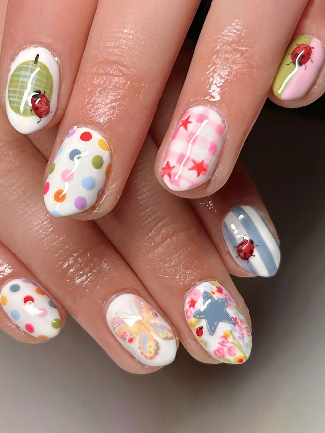 24pcs/Set Cute Oval Medium Sized Press-On Nails With Colorful Floral, Ladybug & Polka Dot Patterns, Suitable For Girls & Women T