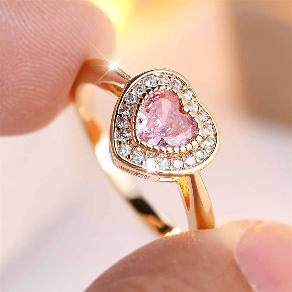 Elegant Love Heart Zircon Pink Crystal Rings For Women Vintage Gold Color Engagement Bands Wedding Jewelry Bridal Birthday s
