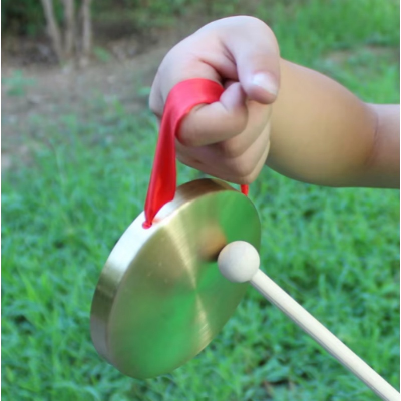 1Pc Hand Gong with Wooden Stick Traditional Chinese Folk Musical Instrument Toy for Kids Brass Copper Chapel Opera Percussion