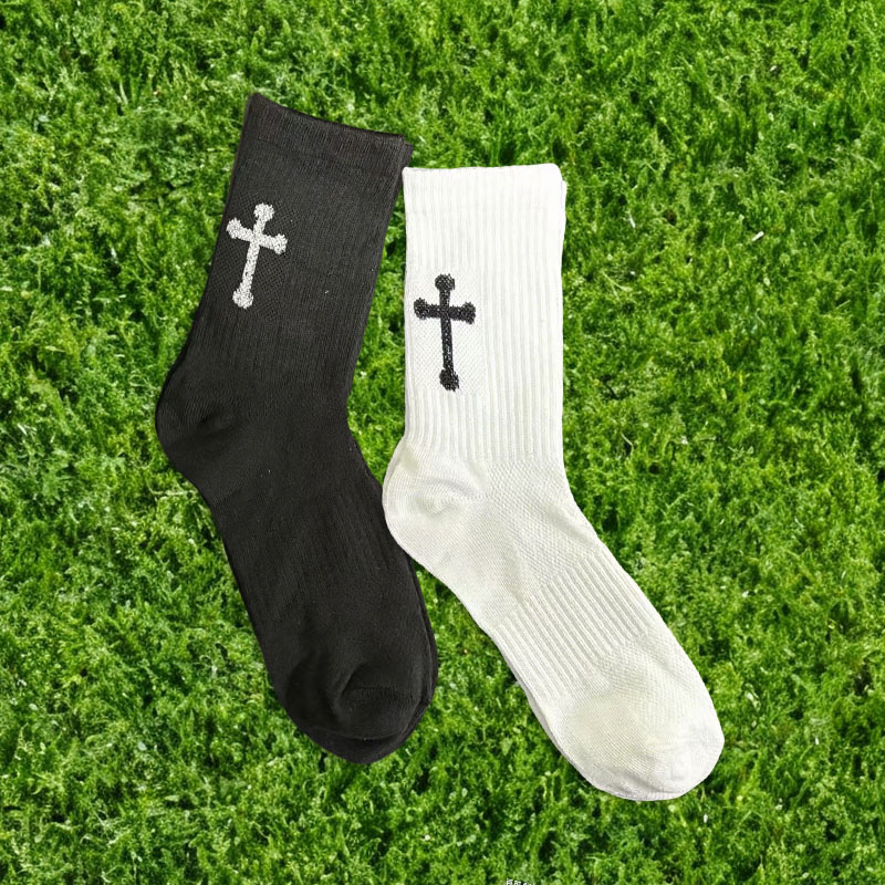 European sizes 38-44, 1/2/5 Pairs Cross Print Mid-Calf Socks for Men and Women