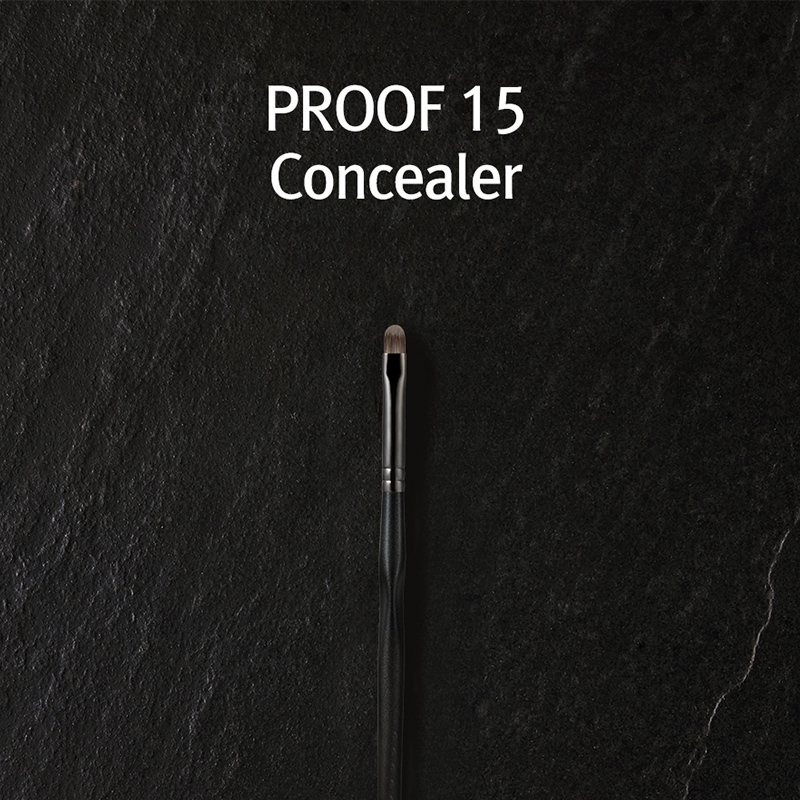 Piccasso Grey Makeup Brush No. 15 Small Concealer Brush Professional Makeup Soft Synthetic Fiber Makeup Brush