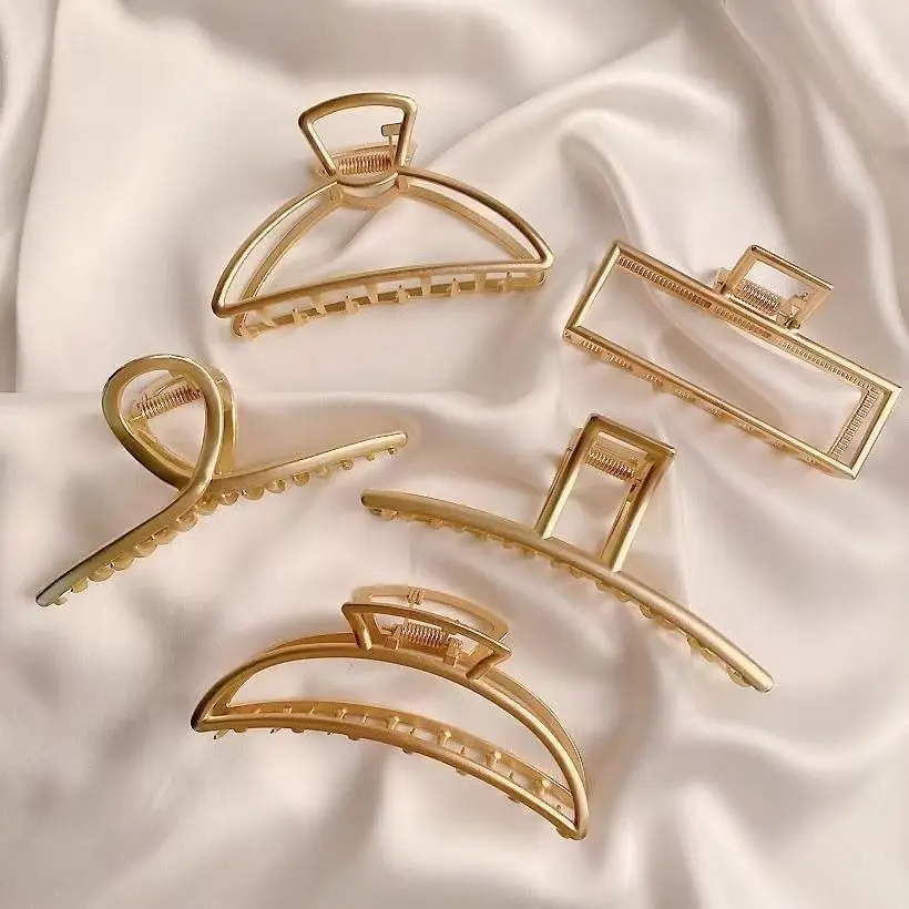 Fashion Simple Gold Hair Claw Clip Butterfly Geometric Elegant Hair Clip Claw Clamp for Girls Headwear Women Hair Accessories