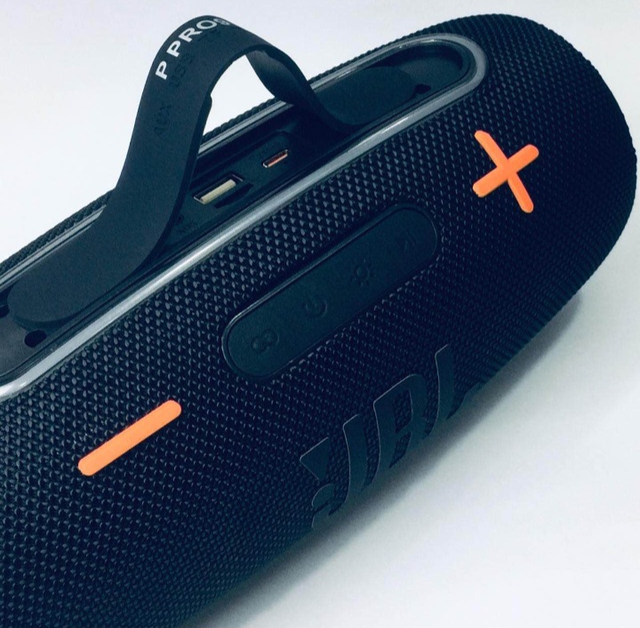 Speaker P PRO9 Portable Wireless Bluetooth IPX6 Super Bass Sound High Fidelity Speaker