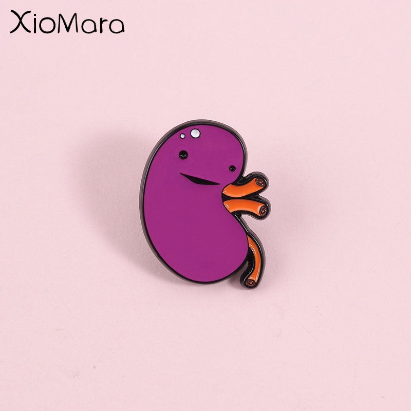 Nostalgic Classic Animation Enamel Pin - Cute Little Mole Eating Strawberries Lapel Brooch Backpack Badge Humorous