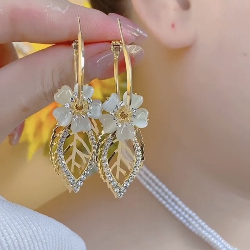 White Zircon Stone Round Hoop Earrings Luxury Female Gold Color Wedding Jewelry For Women