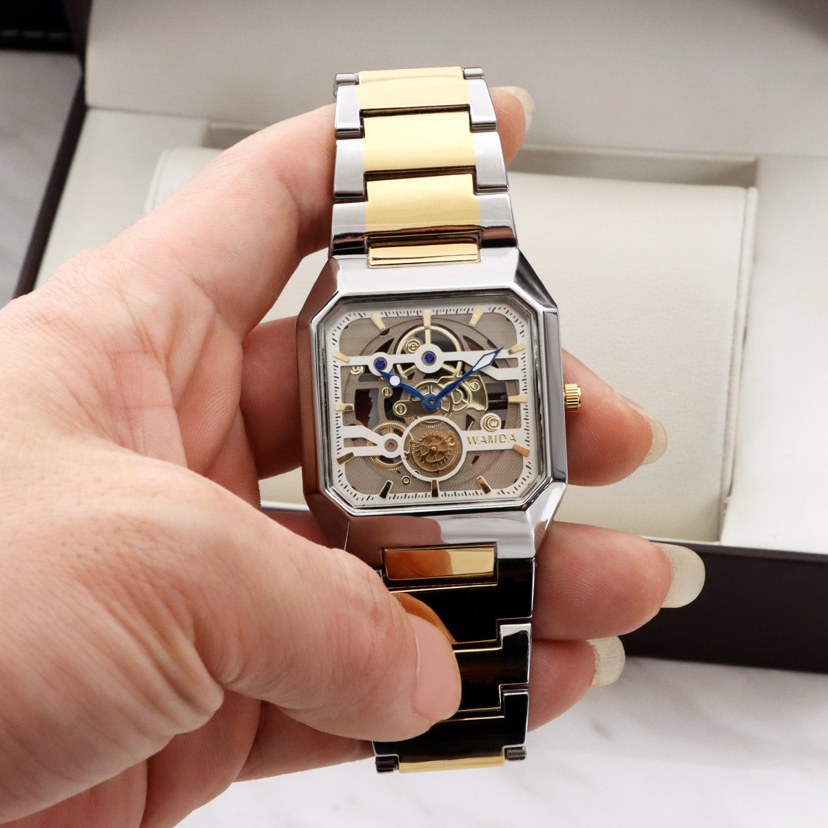 【Very good-looking】Square Men's Youth Sporty Versatile Business Quartz Skeleton Personality Gear Second Hand Waterproof Watch