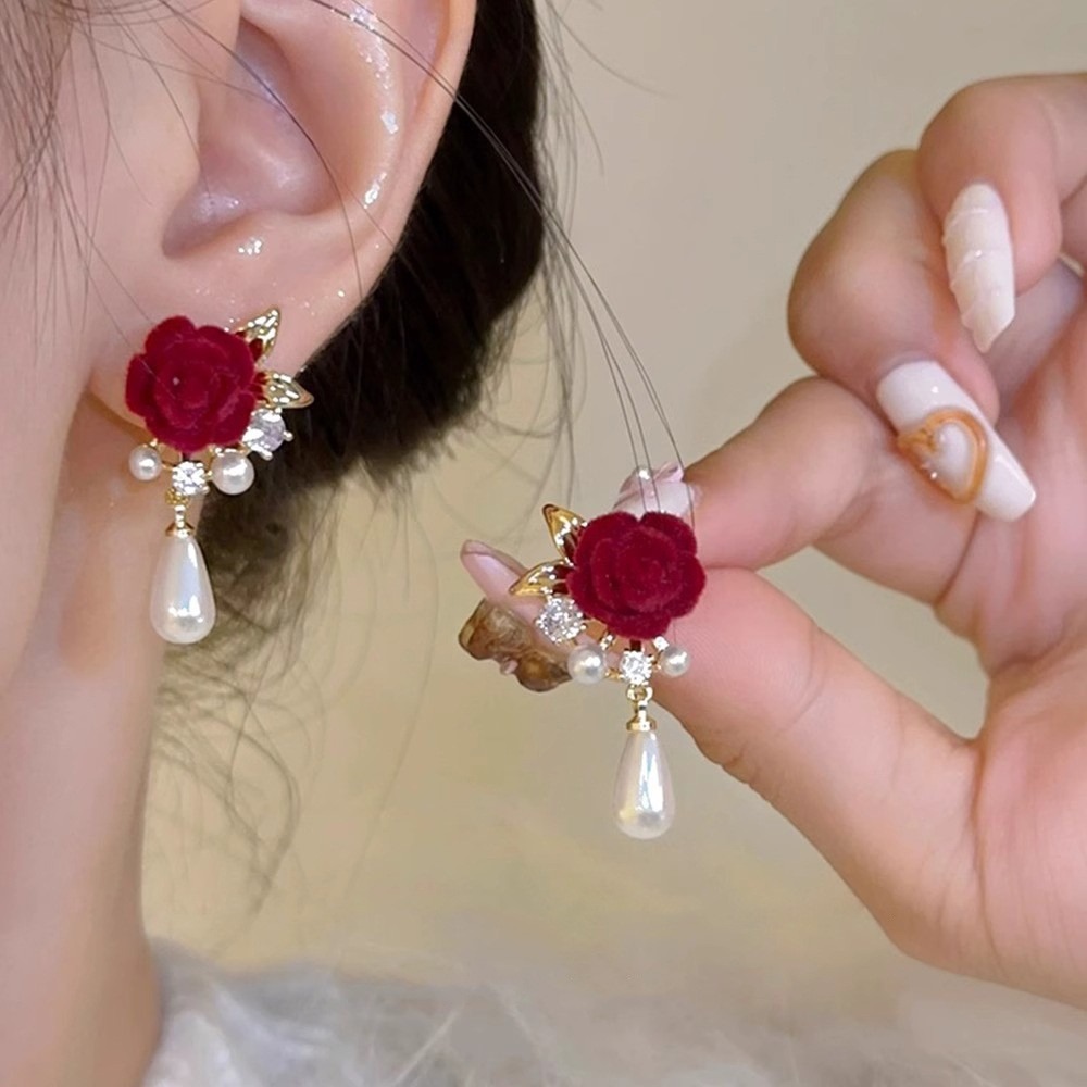 Elegant Vintage Red New Year Earring Maillard Style Alloy Rose Ear Studs Geometric Versatile Autumn Winter Earring Wedding