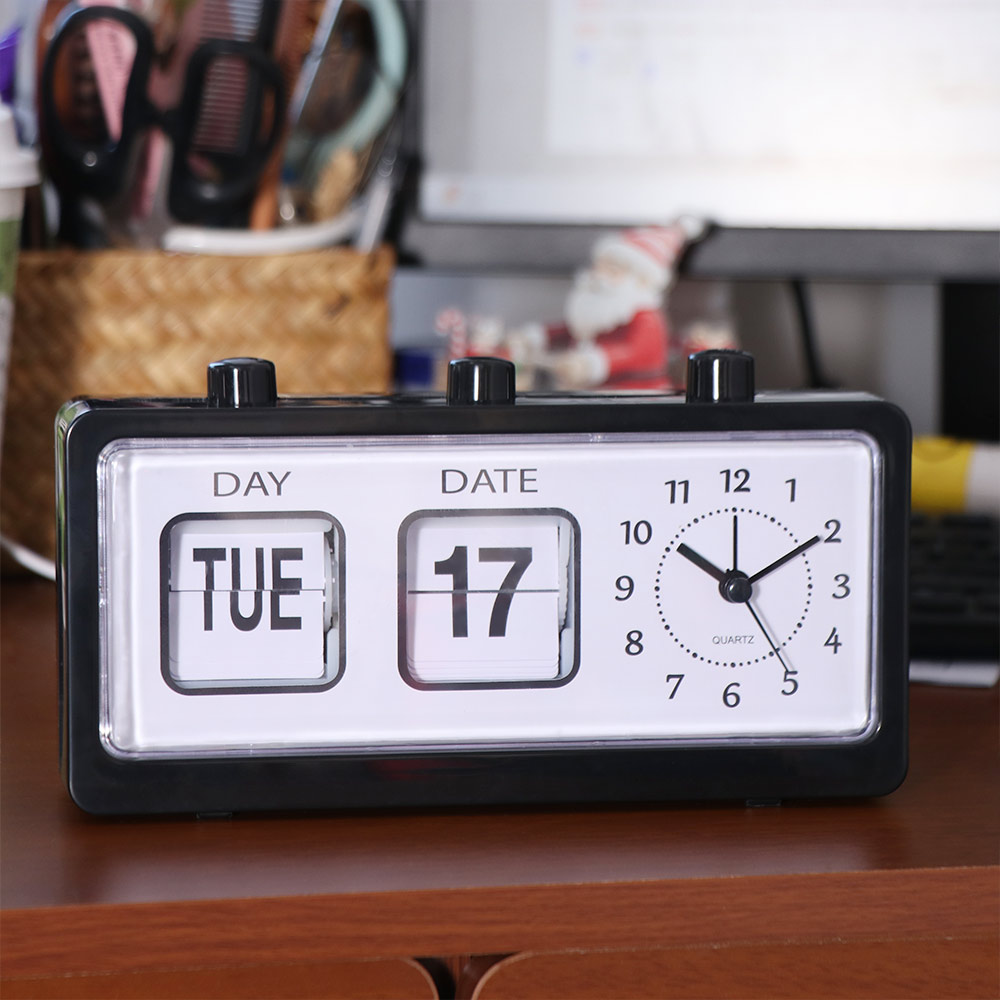 Stylish Design Electronic Manual Page-flipping Calendar Clock Date Week Desktop Display Mechanical Alarm Clock Vintage Multifunctional Table Clock For Living Room