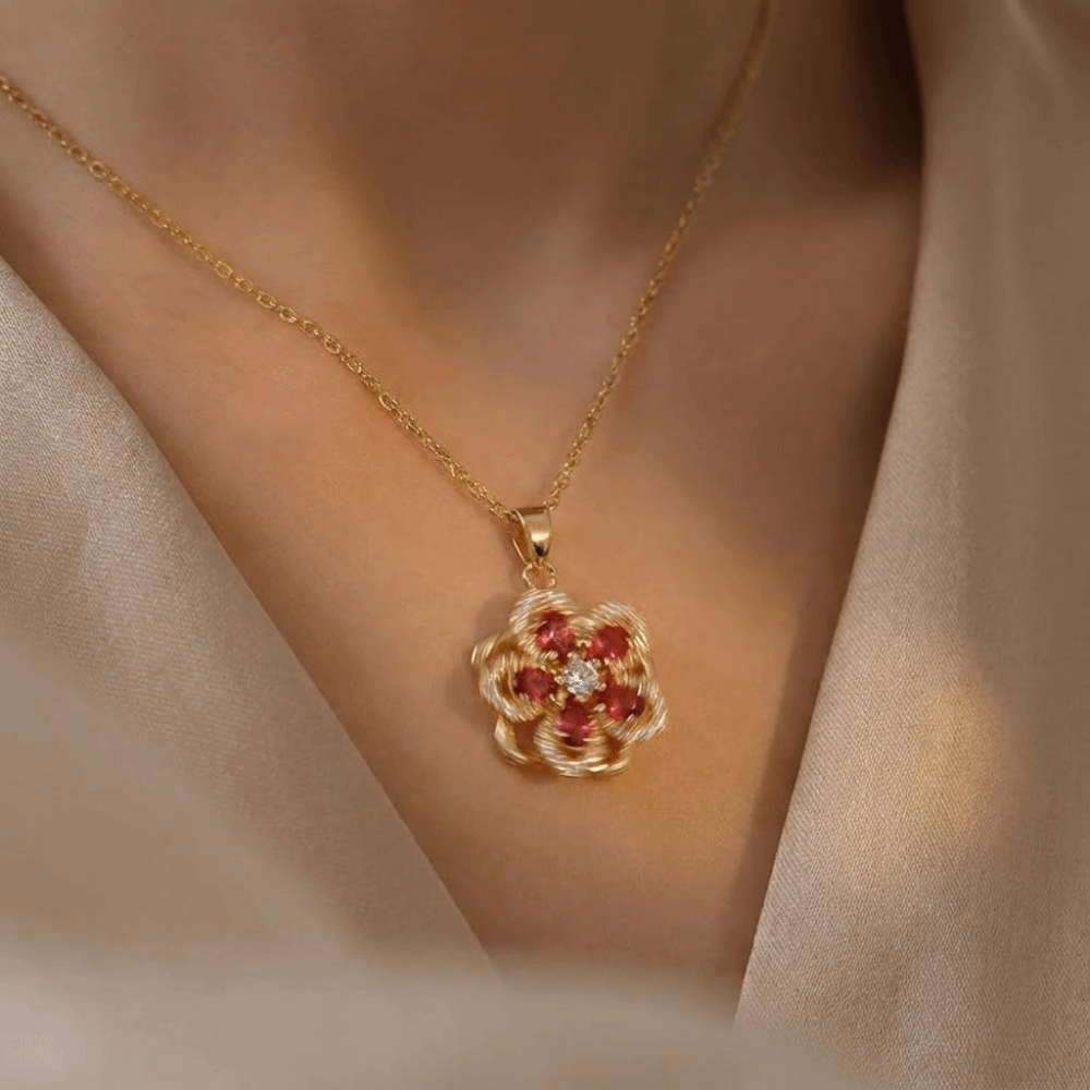 New Shiny Pendant Necklace Sweet Rotatable Flowers Choker Elegant Trendy Petal Necklace Party