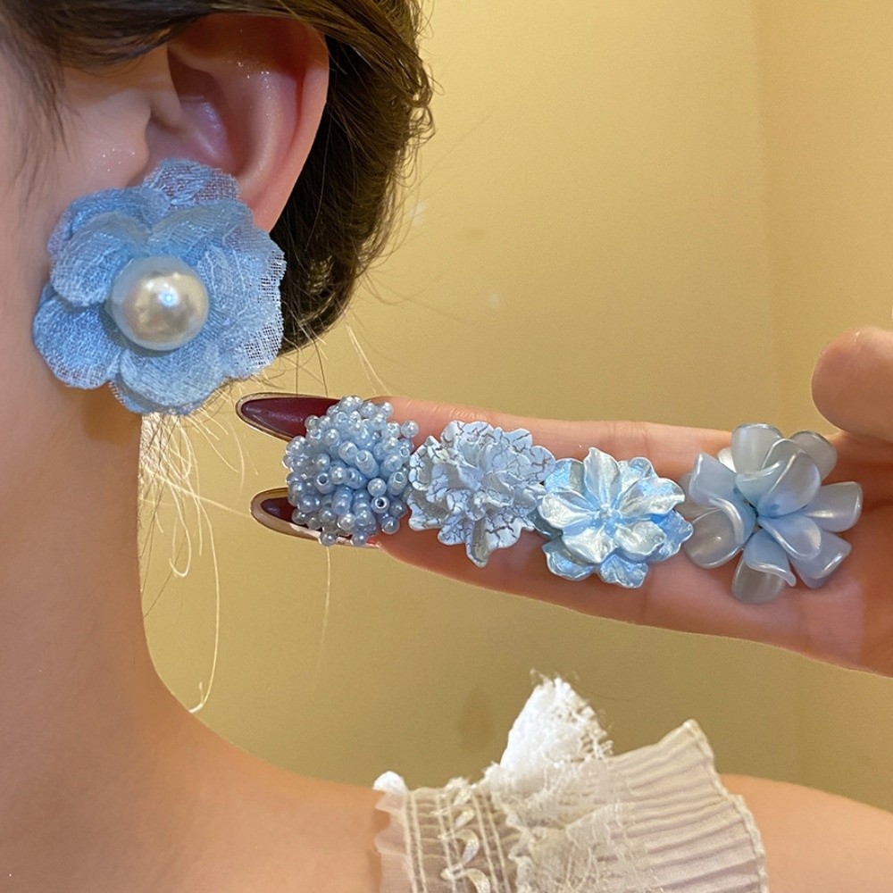 5 Pairs Trendy Acrylic Flower Stud Earrings Acrylic Niche Design Flower Ear Studs Set Floral Versatile Earrings Holiday