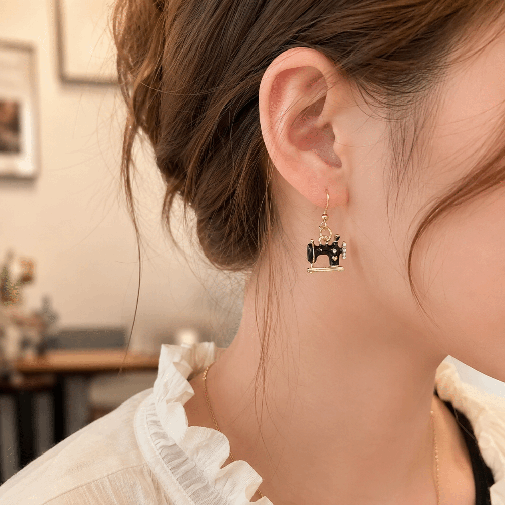 New Vintage Sewing Machine Earrings Multi-color Exquisite Drip Oil Earrings Creative Alloy Earrings Party