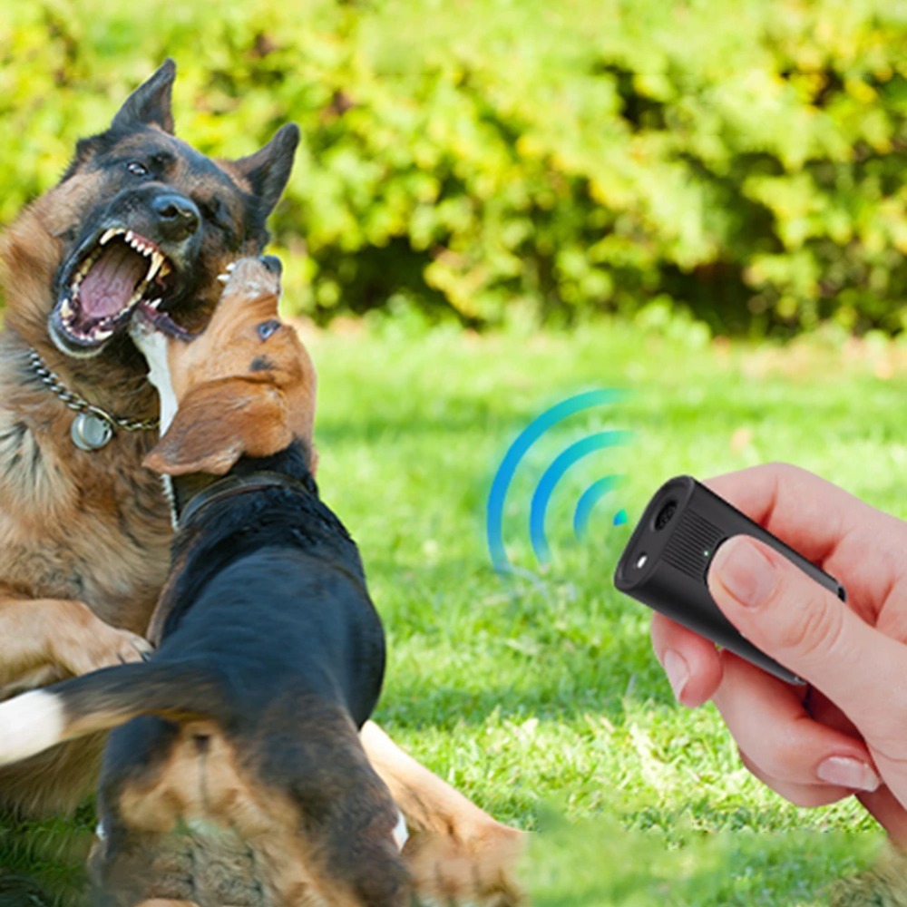 Portable Handheld Ultrasonic Dog Luminous ​​Rechargeable Dog Repeller Mini Remote Control Training Bark Stopper Outdoor