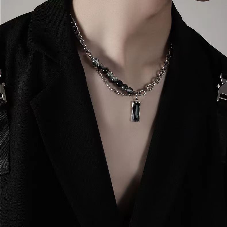 【Fashion-forward】Niche High-end New Style Black Zircon Men's Trendy Cold Style Light Luxury Black and White Ice Beads Titanium Steel Clavicle Chain