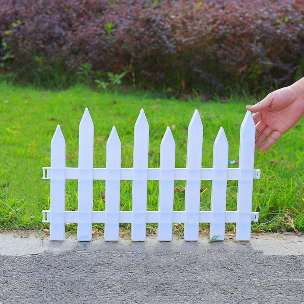 2pcs Garden Greening Plastic Courtyard Fence Universal Practical Garden Fence Creative Durable Guardrail Villas