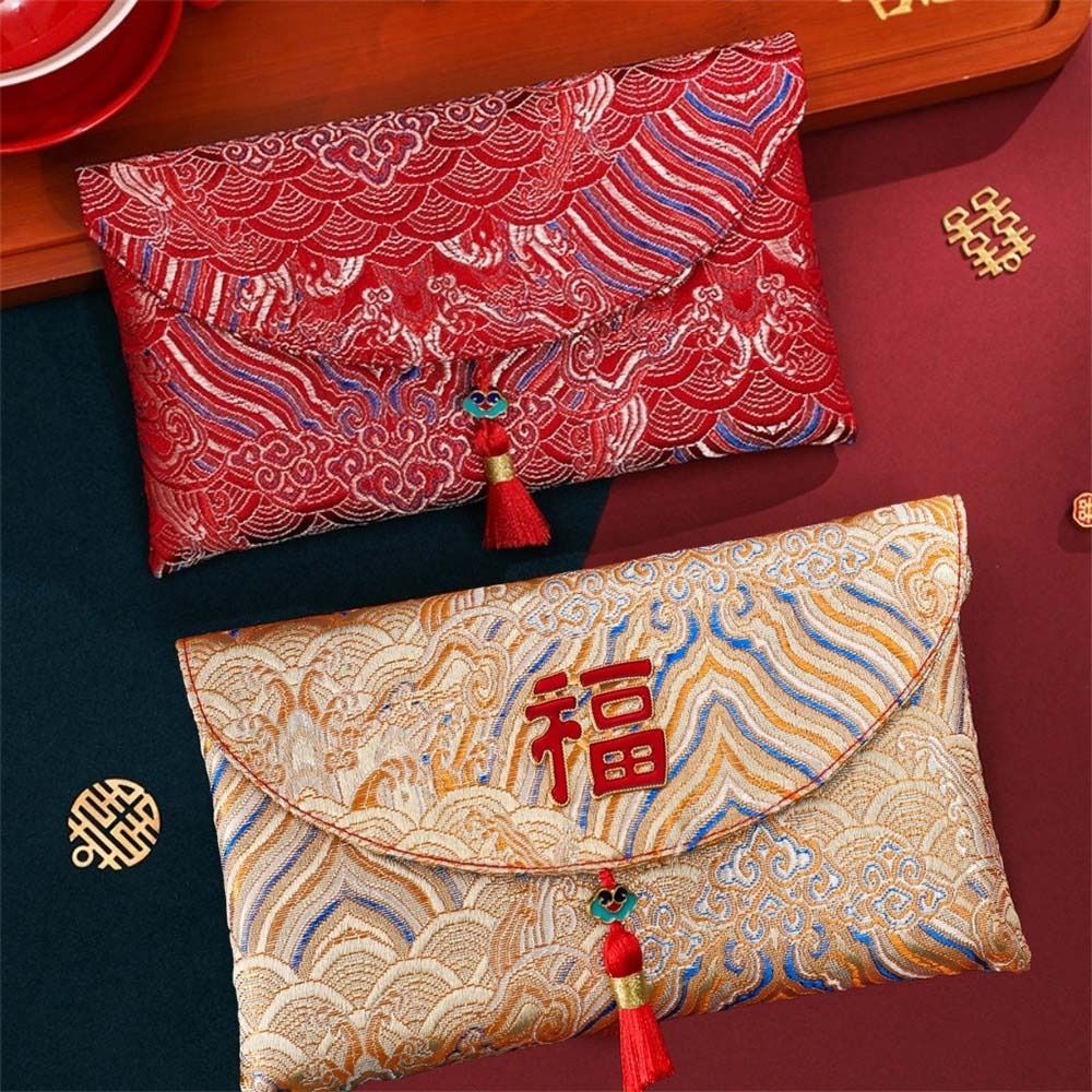 Red Bag Chinese Style New Year Red Envelope Traditional Embroidery 2026 Money Bag with Tassel Cloth Red Packet Birthday