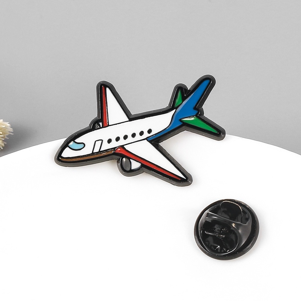 Clothing Accessories Creative Cartoon Airplane Lapel Pin Airliner Fashion Metal Badge Simple Retro Letter Aircraft Brooch Jewelry Gift