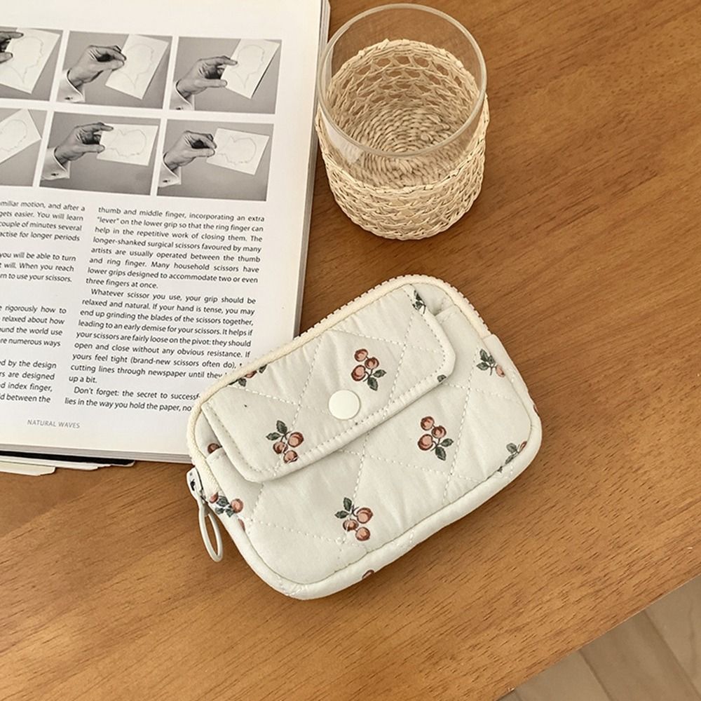 Portable Stripe Floral Coin Purse Large Capacity Small Makeup Lipstick Bag Money Bag Flower Mini Canvas Storage Bag Outdoor