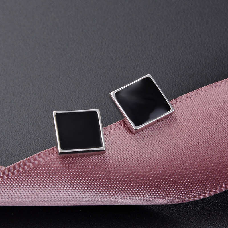 【Fresh Punk Style Black Oil Drop Men's and Women's Square Black Stud Fashion Trend